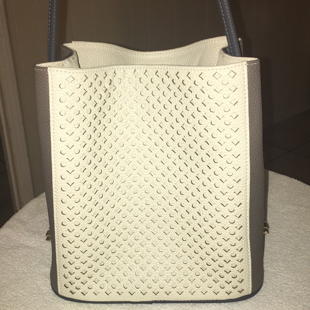 SAMOE TOTE - Picture 4 of 8